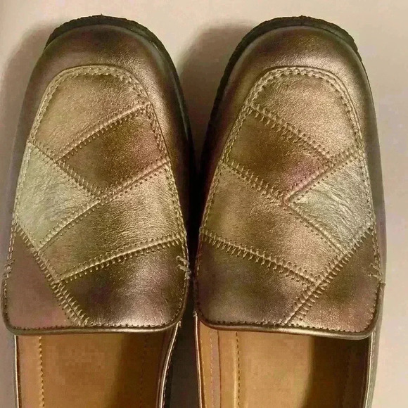 Hotter Shoes Faith II multi-metallic leather size 10 US  New without Box - Picture 2 of 7